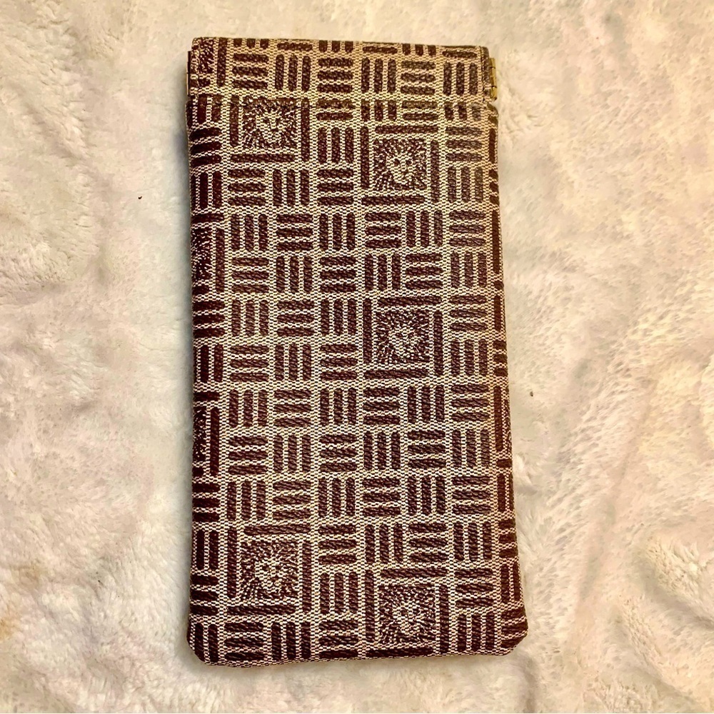 Anne Klein Travel Pouch Phone Case Brown Tan Monogram 7.5” x 5” Magnetic close
